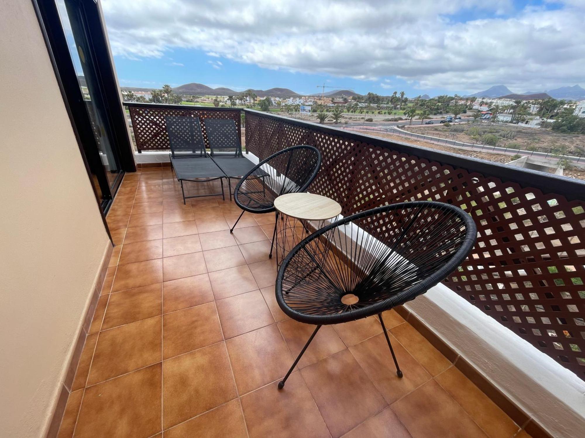 Hygge Home With Seaside And Golf-View Balcony 圣米格尔德阿沃纳 外观 照片